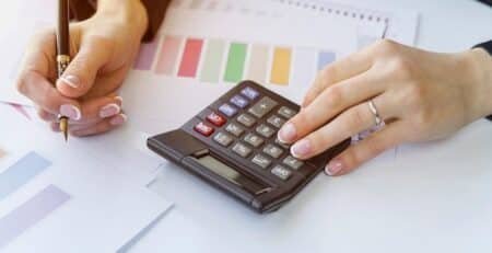 accountant in Janakpuri